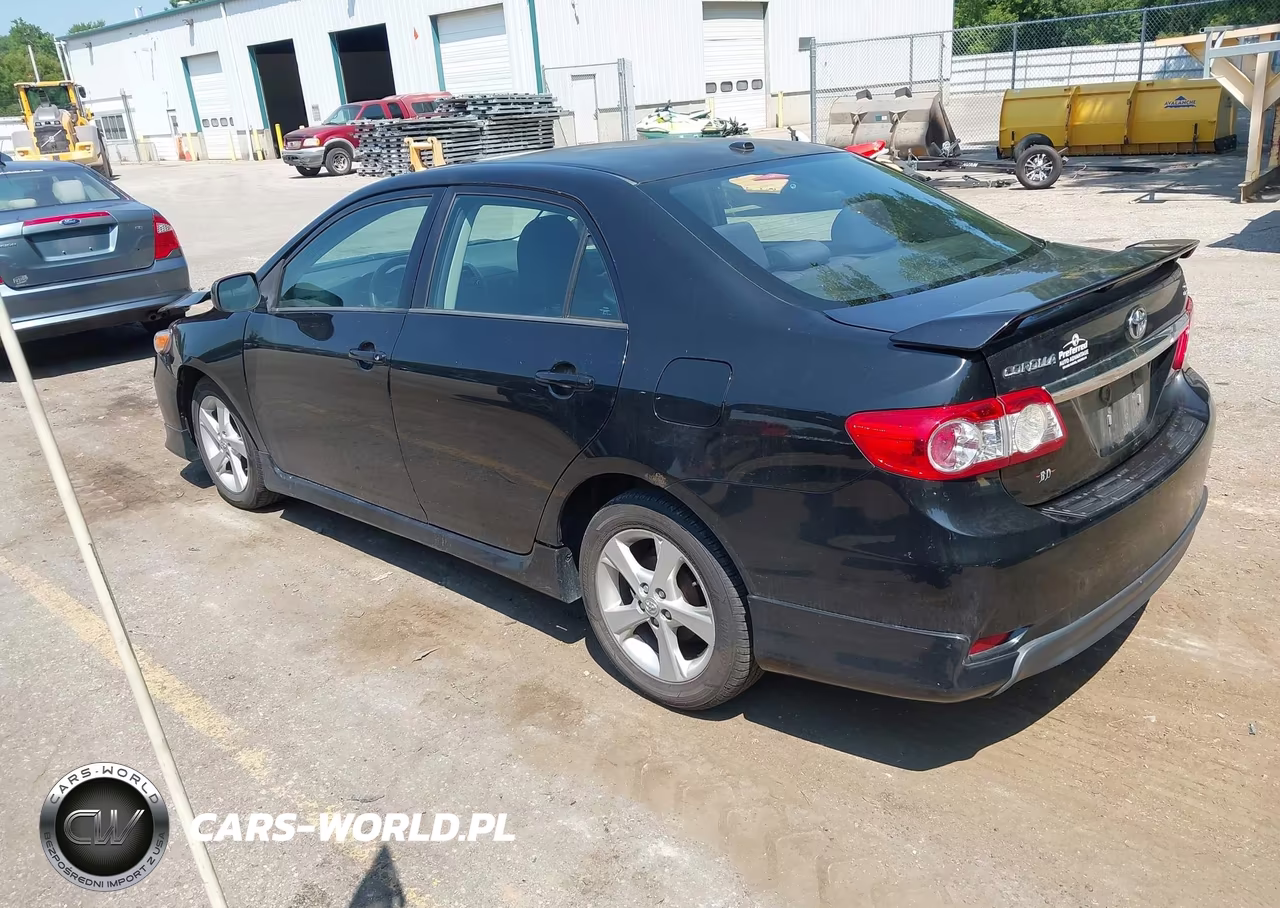 2011 Toyota Corolla S VIN:2T1BU4EE9BC577949 - 3
