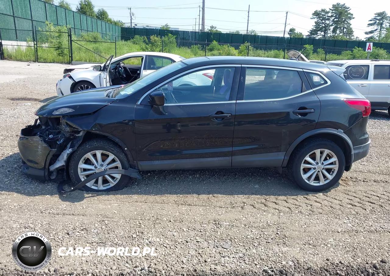 2018 Nissan Rogue Sport S VIN:JN1BJ1CR6JW285729 - 14