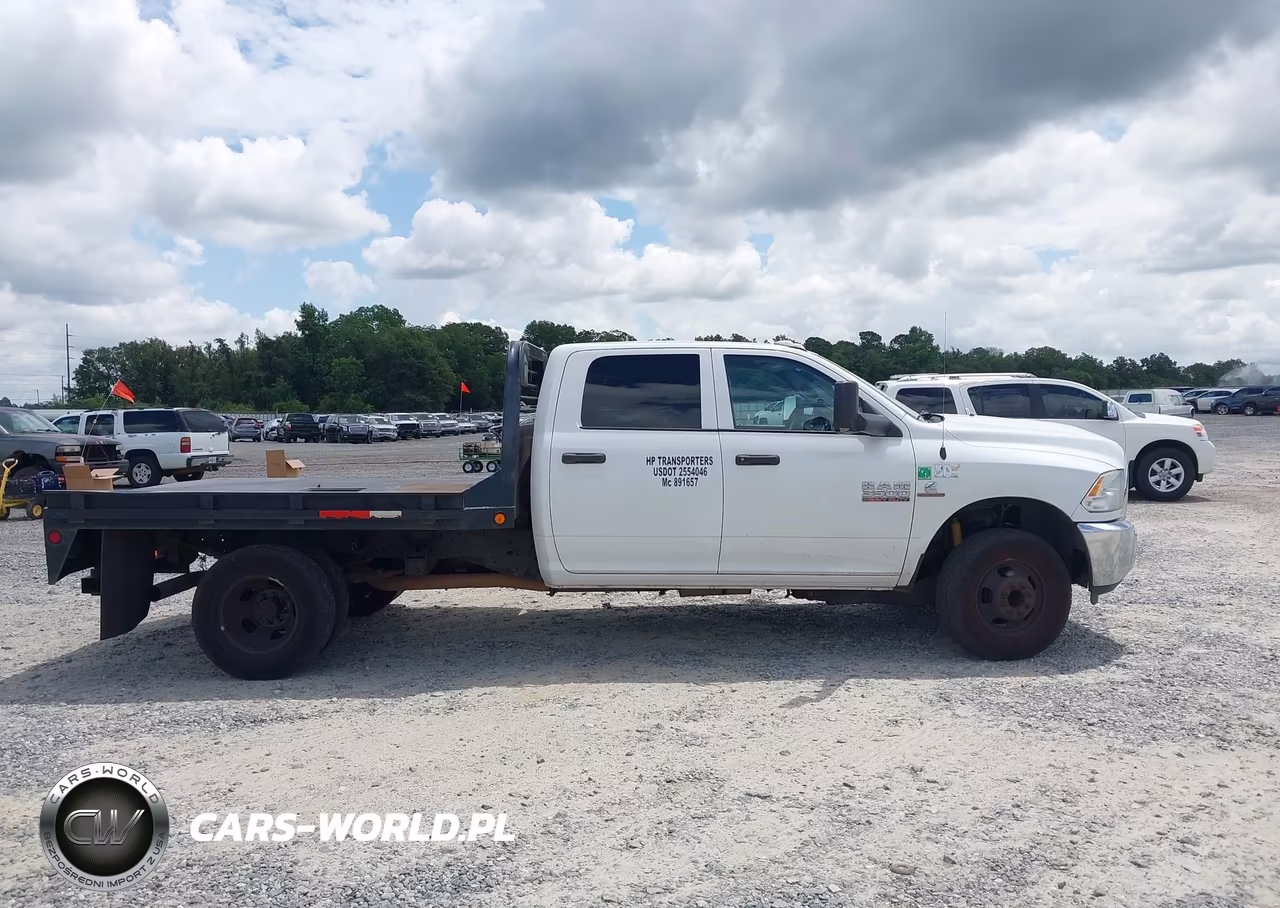 2015 Ram 3500 Chassis Tradesman-Slt-Laramie VIN:3C7WRSCLXFG581421 - 13