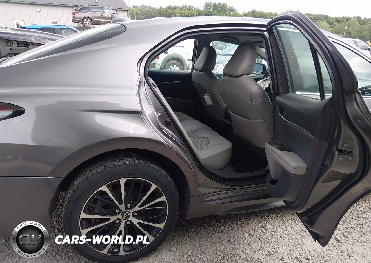 2021 Toyota Camry Se VIN:4T1G11AK3MU413784 - 8