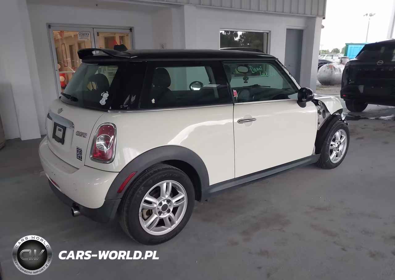 2012 Mini Cooper VIN:WMWSU3C52CT543095 - 4