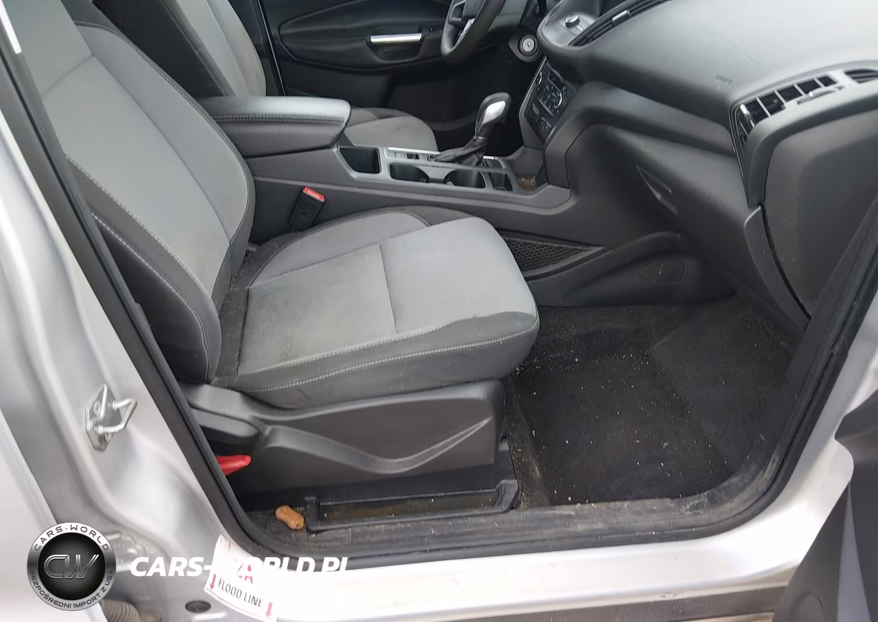 2018 Ford Escape Se VIN:1FMCU9GD1JUB07918 - 18