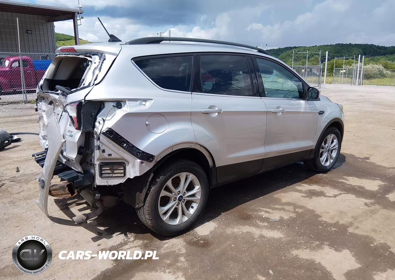 2018 Ford Escape Se VIN:1FMCU9GD1JUB07918 - 4