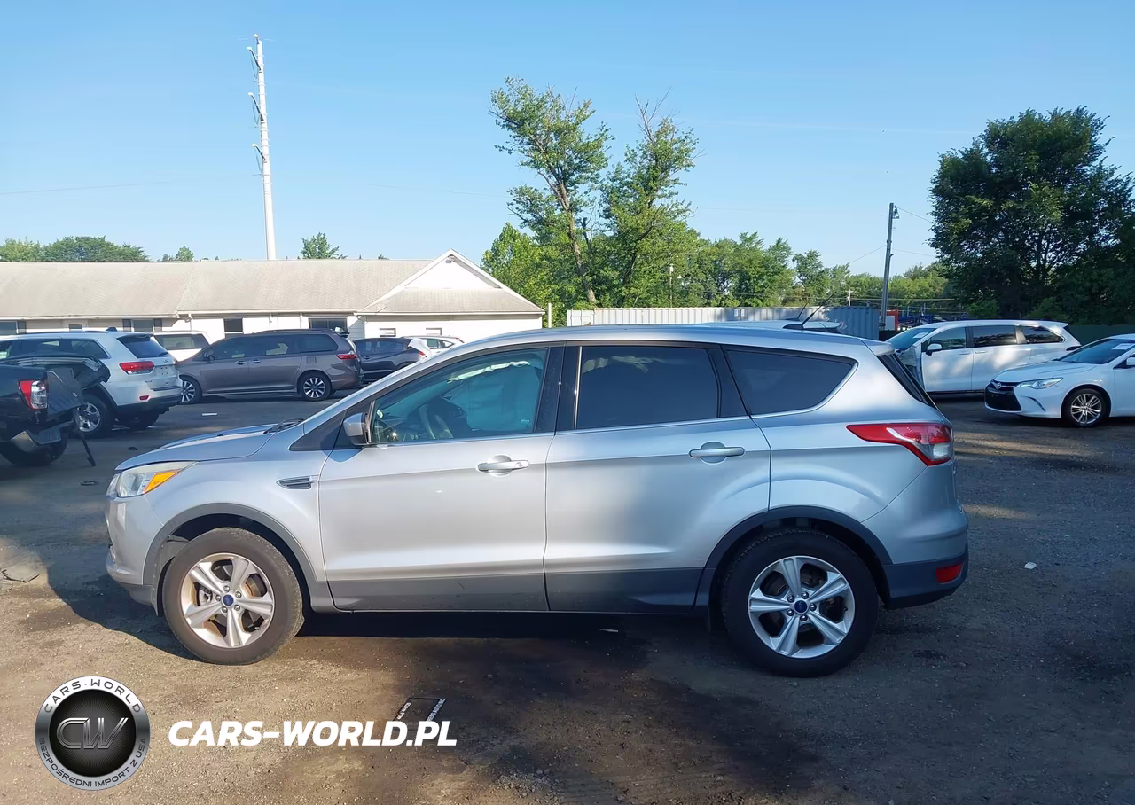2015 Ford Escape Se VIN:1FMCU9GX4FUB89550 - 14