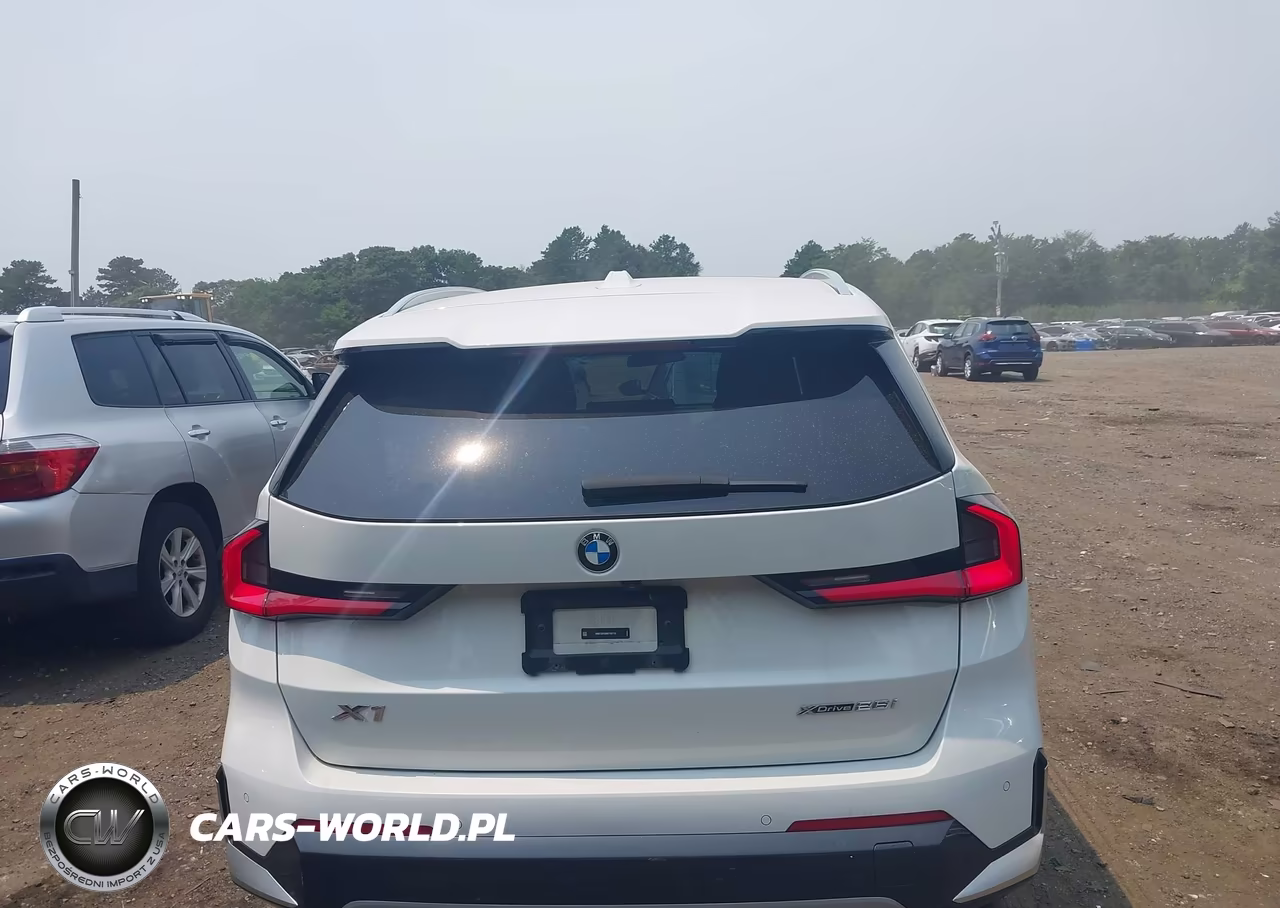 2024 BMW X1 xDrive28I VIN:WBX73EF05R5Y35718 - 16
