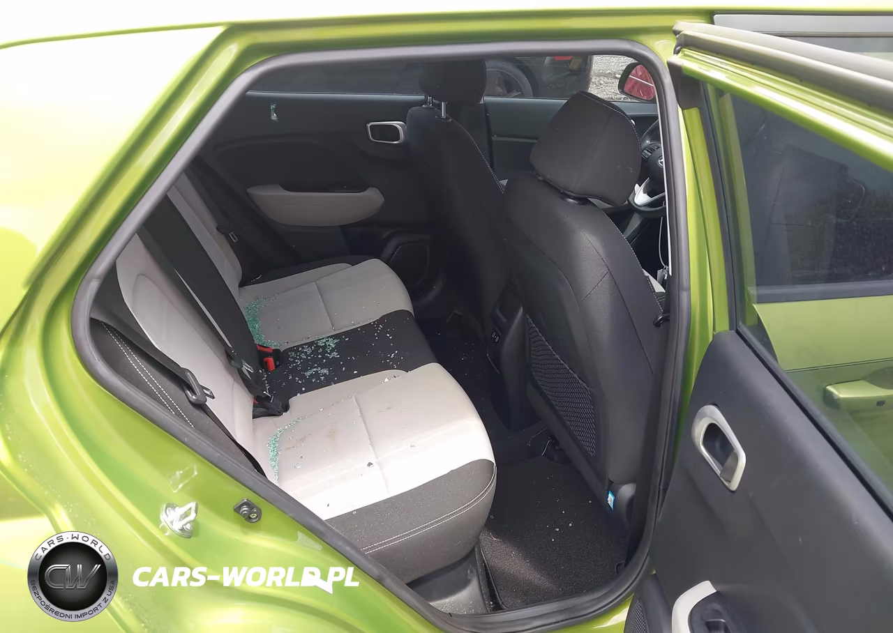 2024 Hyundai Venue Sel VIN:KMHRC8A31RU315655 - 8