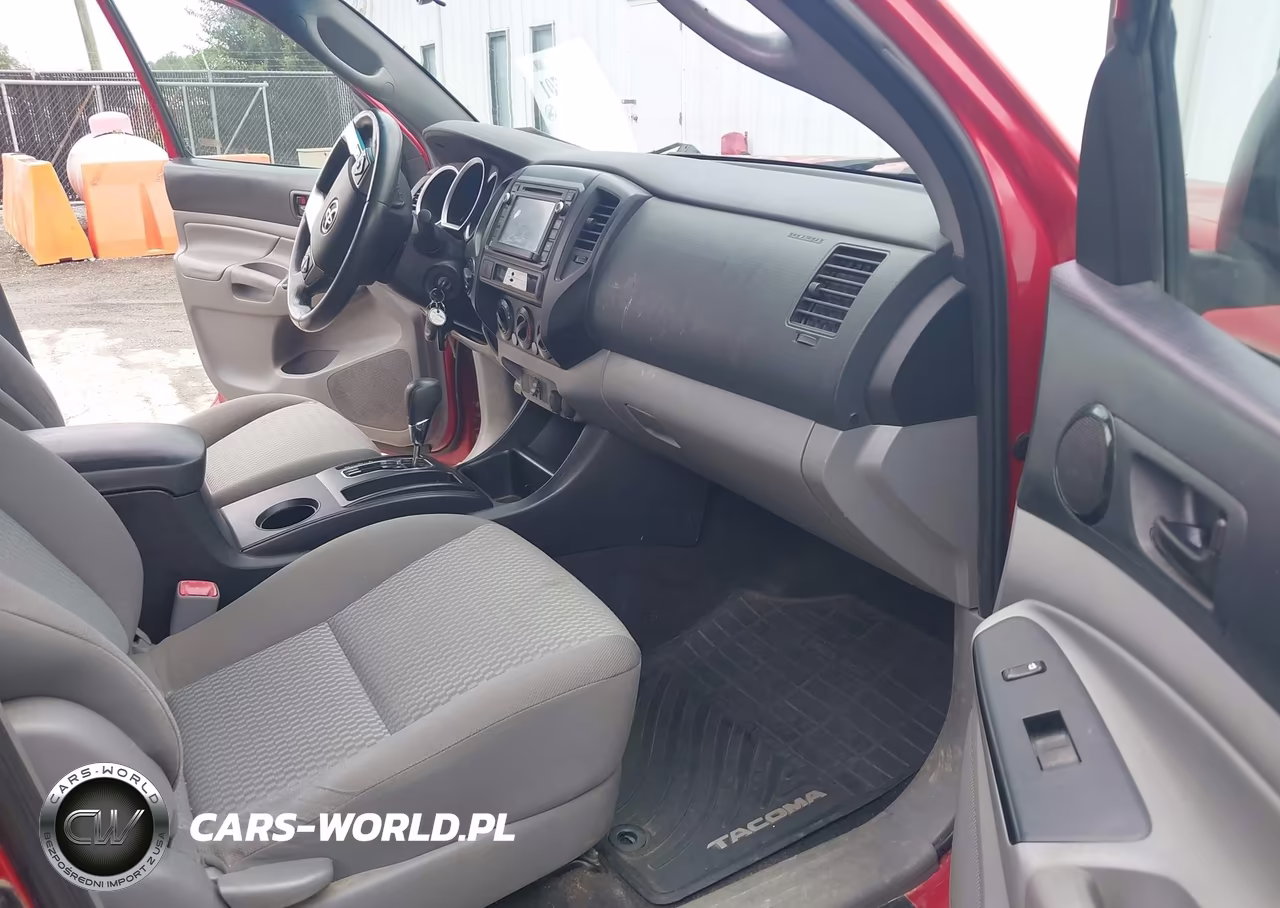 2014 Toyota Tacoma Base V6 VIN:3TMLU4EN8EM161889 - 5