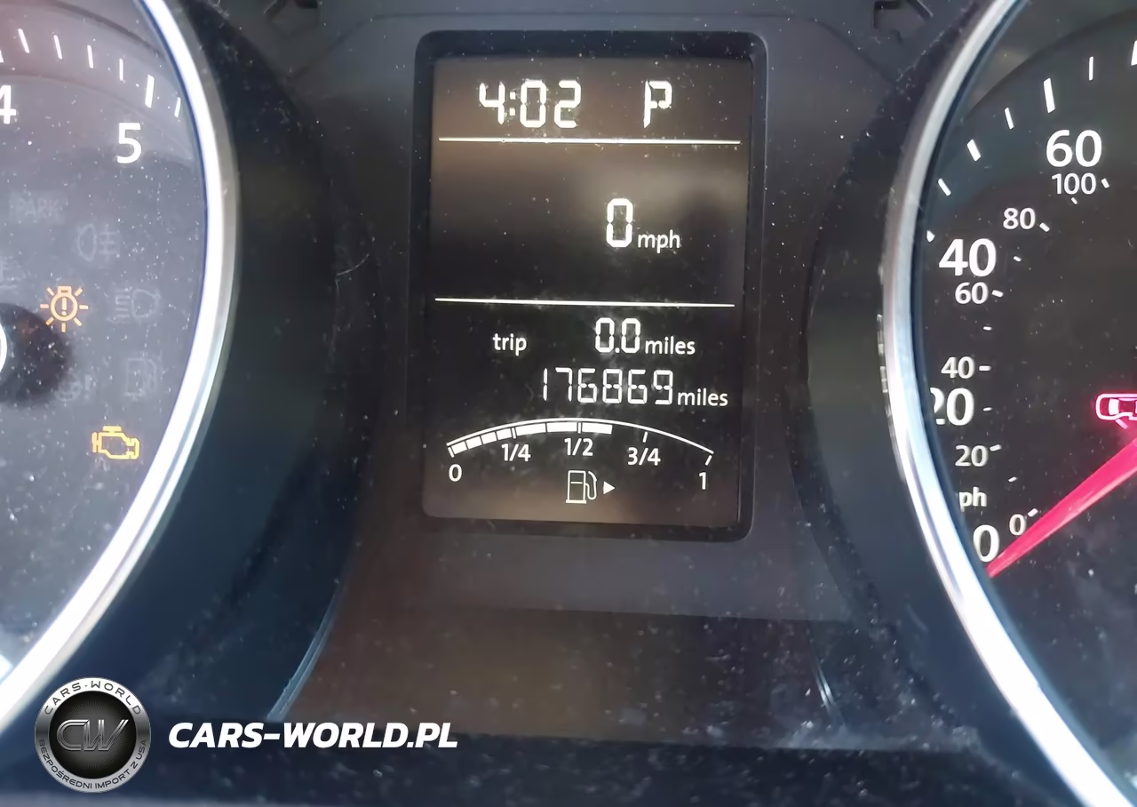 2016 Volkswagen Jetta 1.8T Sport VIN:3VWD17AJ4GM363307 - 16