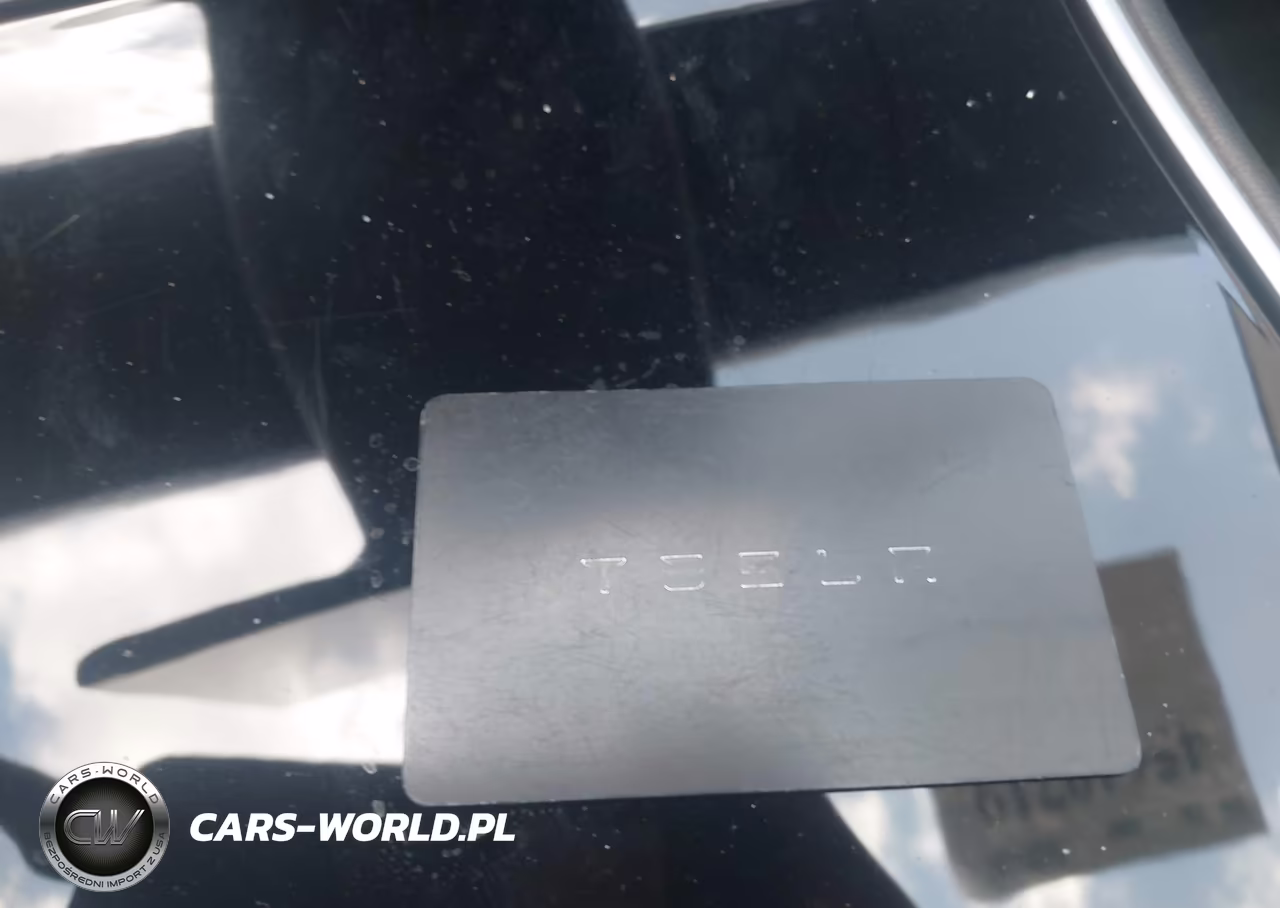 2018 Tesla Model 3 Long Range-Mid Range VIN:5YJ3E1EA1JF057493 - 11