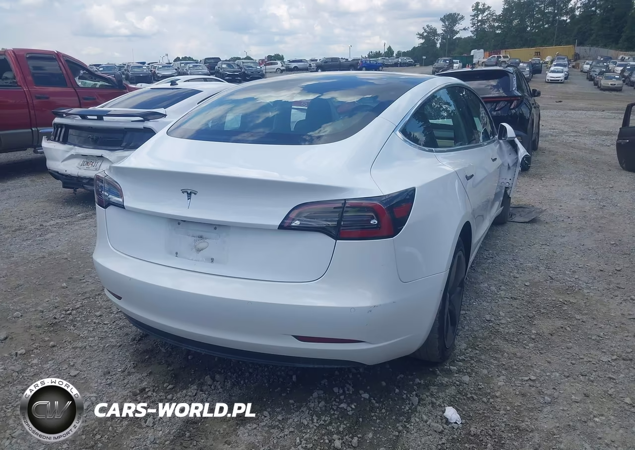 2018 Tesla Model 3 Long Range-Mid Range VIN:5YJ3E1EA1JF057493 - 4