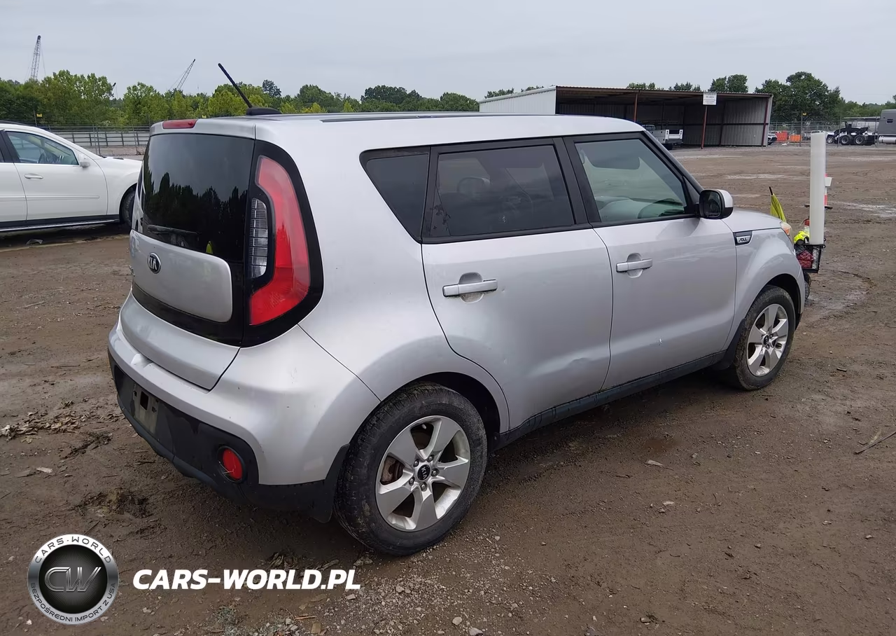 2018 Kia Soul VIN:KNDJN2A23J7512149 - 4