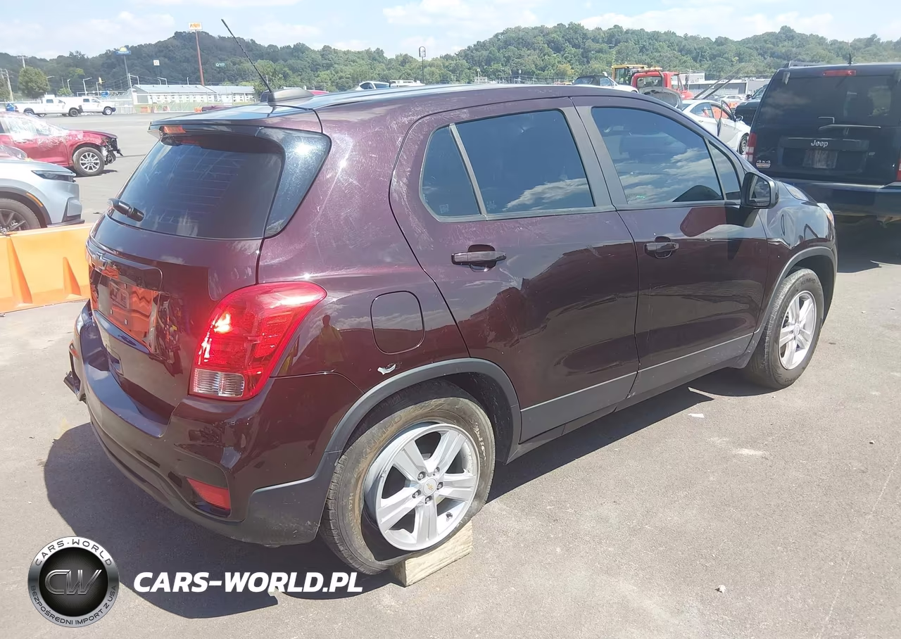 2020 Chevrolet Trax Fwd Ls VIN:KL7CJKSB8LB347943 - 4