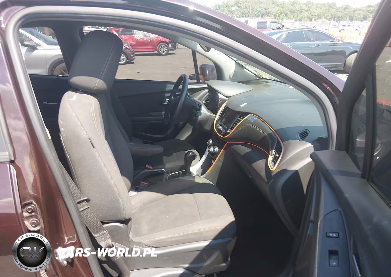 2020 Chevrolet Trax Fwd Ls VIN:KL7CJKSB8LB347943 - 5