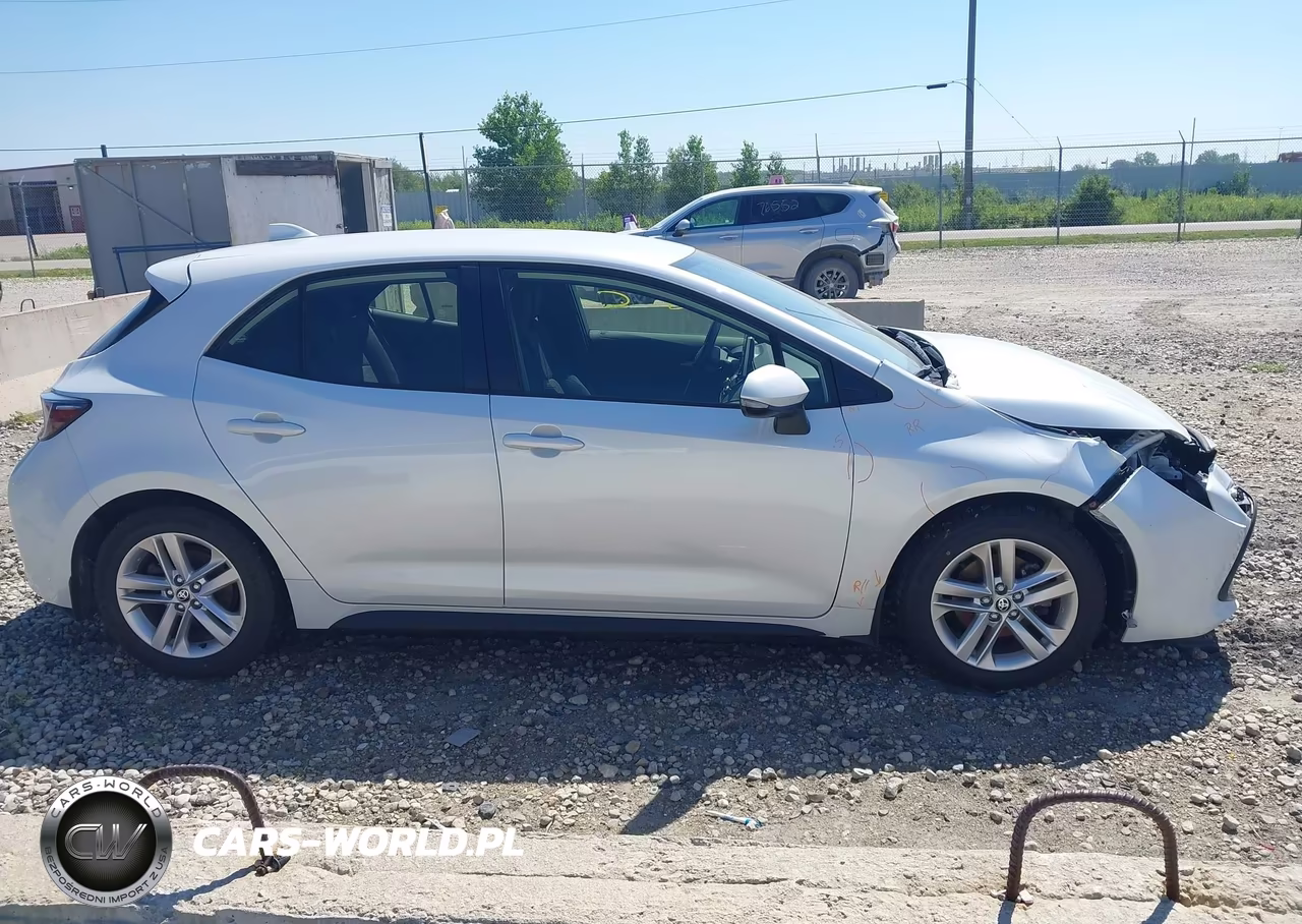 2021 Toyota Corolla Se VIN:JTND4MBE8M3144529 - 14