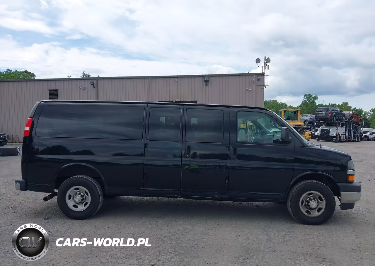 2017 Chevrolet Express 3500 Lt VIN:1GAZGPFF0H1274465 - 18