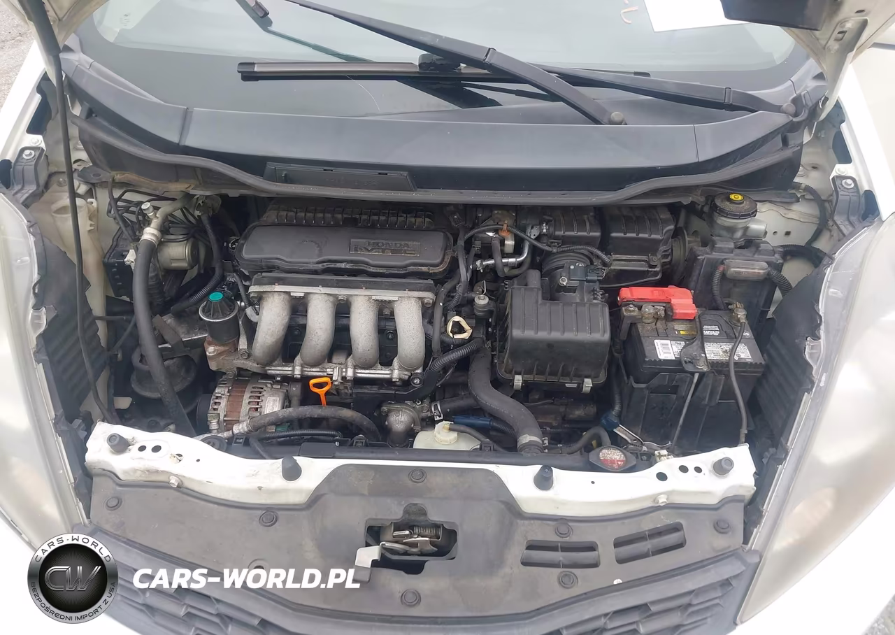 2012 Honda Fit Sport VIN:JHMGE8H53CC027774 - 10