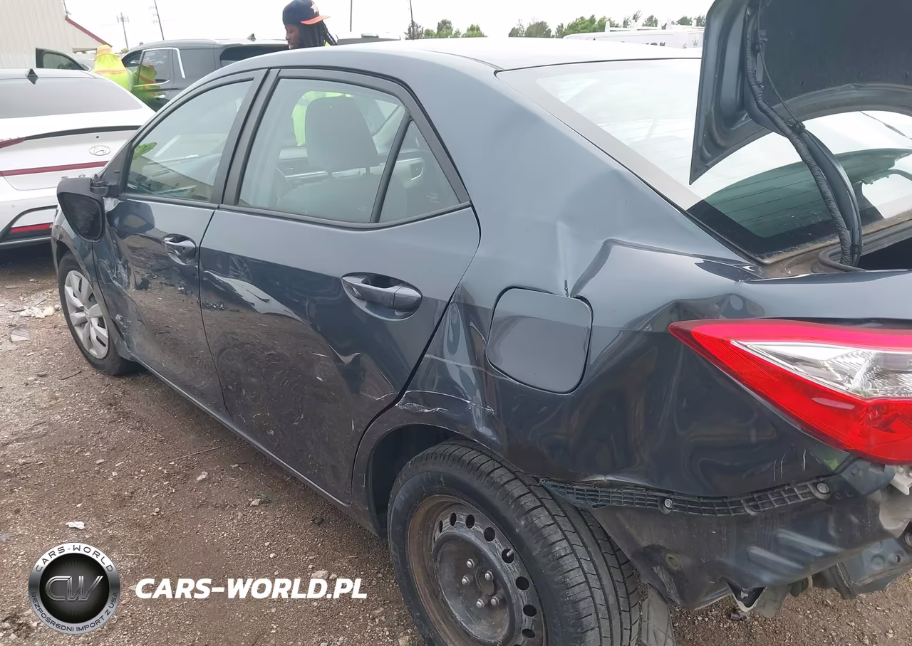 2015 Toyota Corolla Le VIN:2T1BURHE6FC371017 - 17