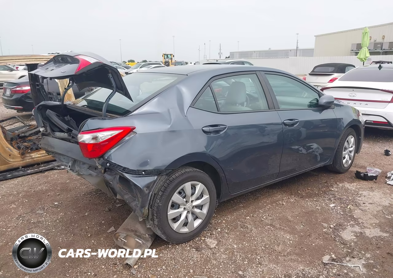 2015 Toyota Corolla Le VIN:2T1BURHE6FC371017 - 4