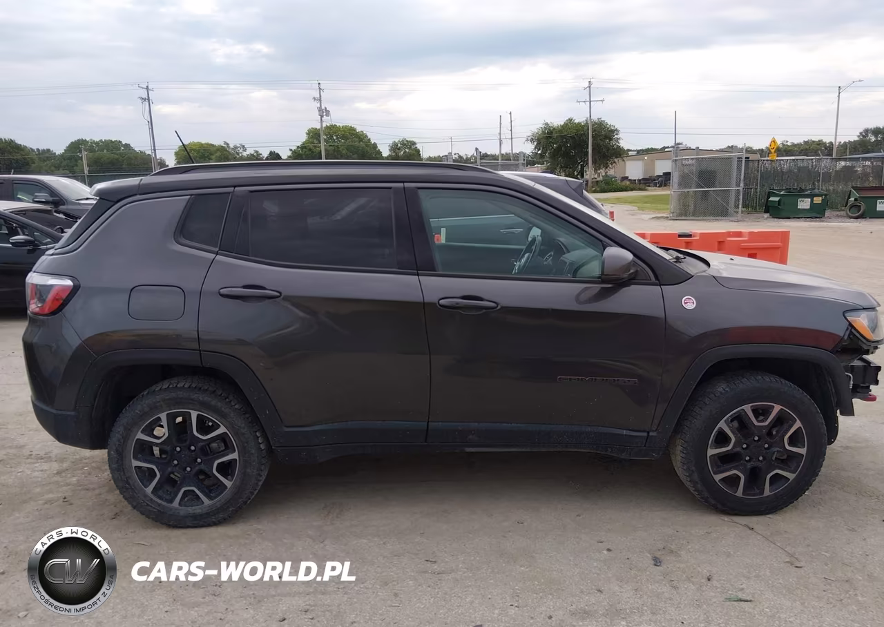 2019 Jeep Compass Trailhawk 4X4 VIN:3C4NJDDB3KT759964 - 14