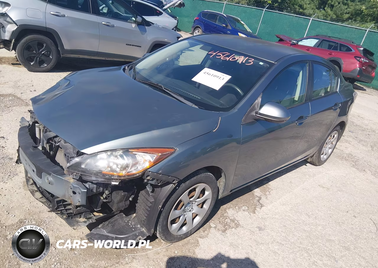 2013 Mazda Mazda3 I Sport VIN:JM1BL1U78D1703830 - 2