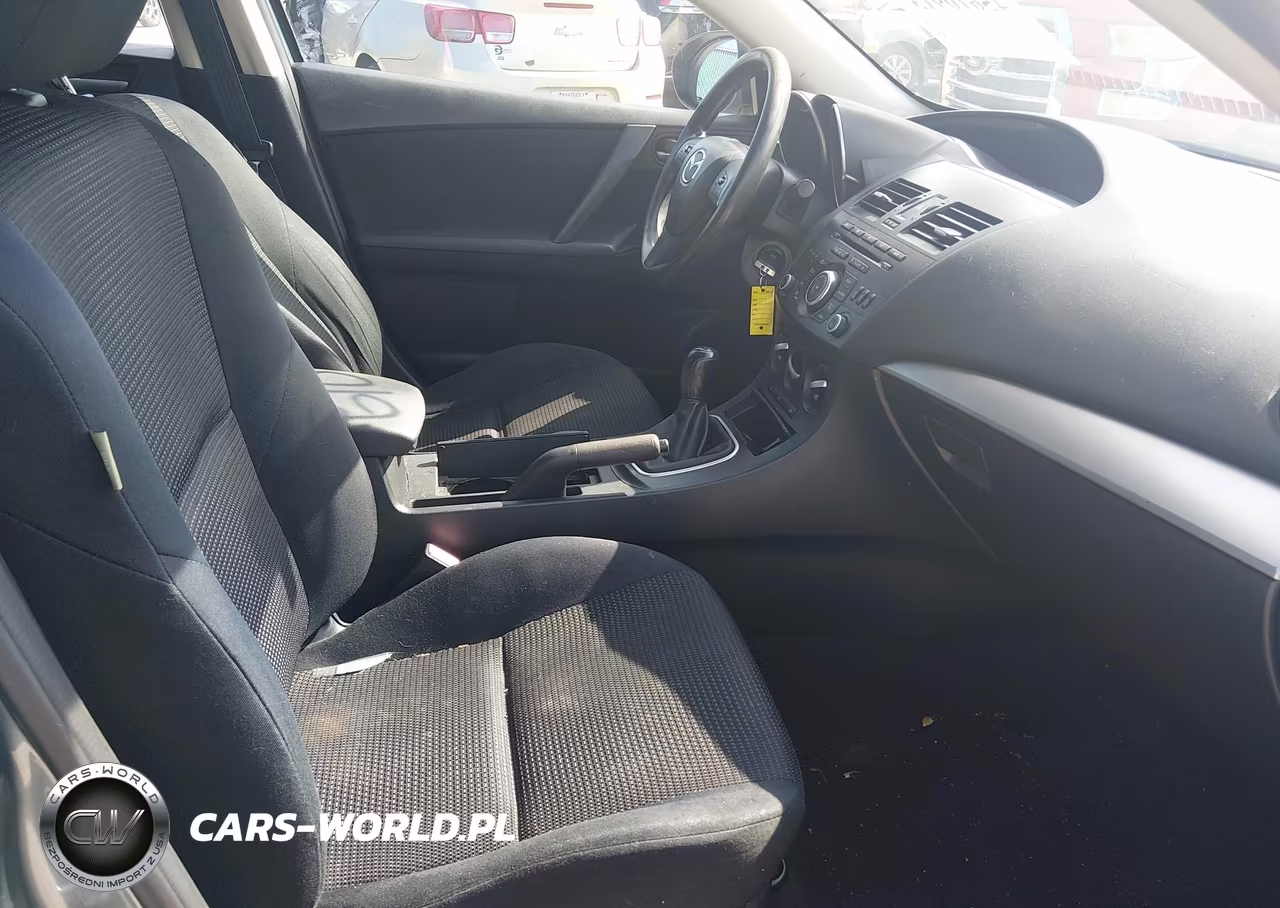 2013 Mazda Mazda3 I Sport VIN:JM1BL1U78D1703830 - 5