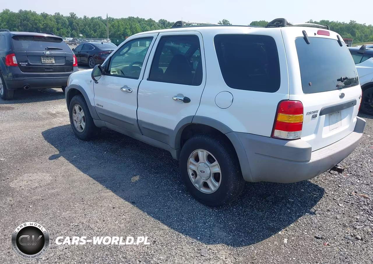 2001 Ford Escape Xlt VIN:1FMYU04111KE85289 - 3