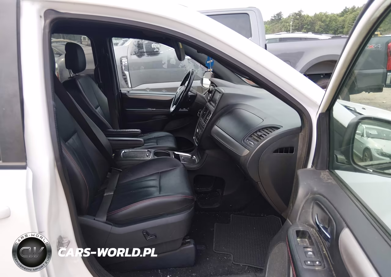 2018 Dodge Grand Caravan Gt VIN:2C4RDGEG4JR360423 - 5