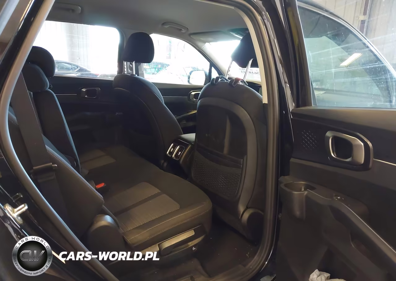 2023 Kia Sorento Lx VIN:5XYRGDLC0PG215706 - 8
