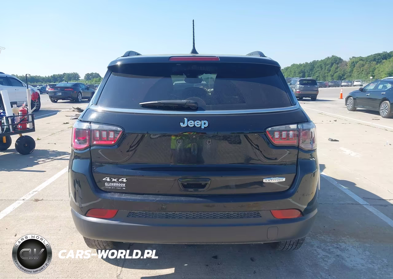 2024 Jeep Compass Latitude 4X4 VIN:3C4NJDBN4RT155945 - 16