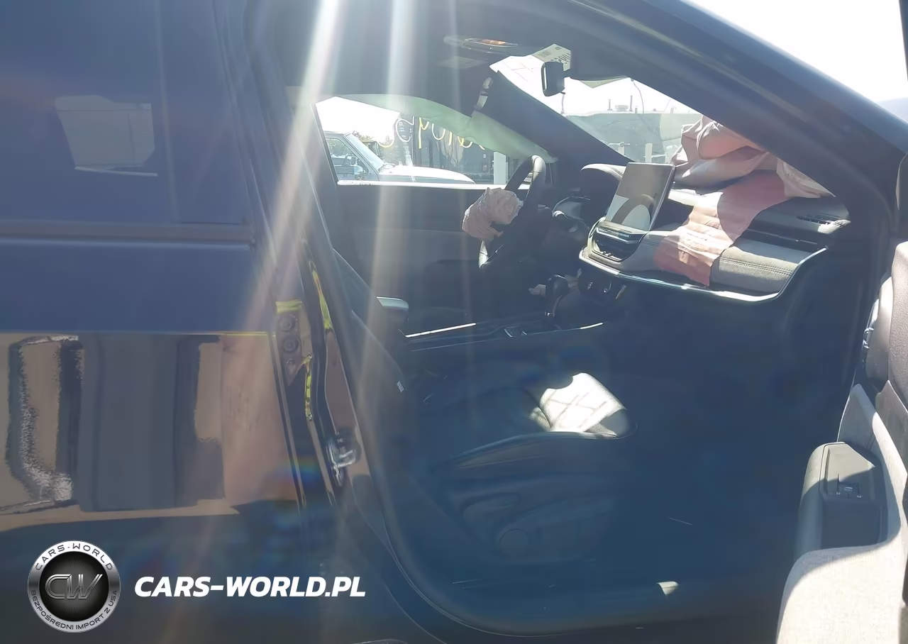 2024 Jeep Compass Latitude 4X4 VIN:3C4NJDBN4RT155945 - 5