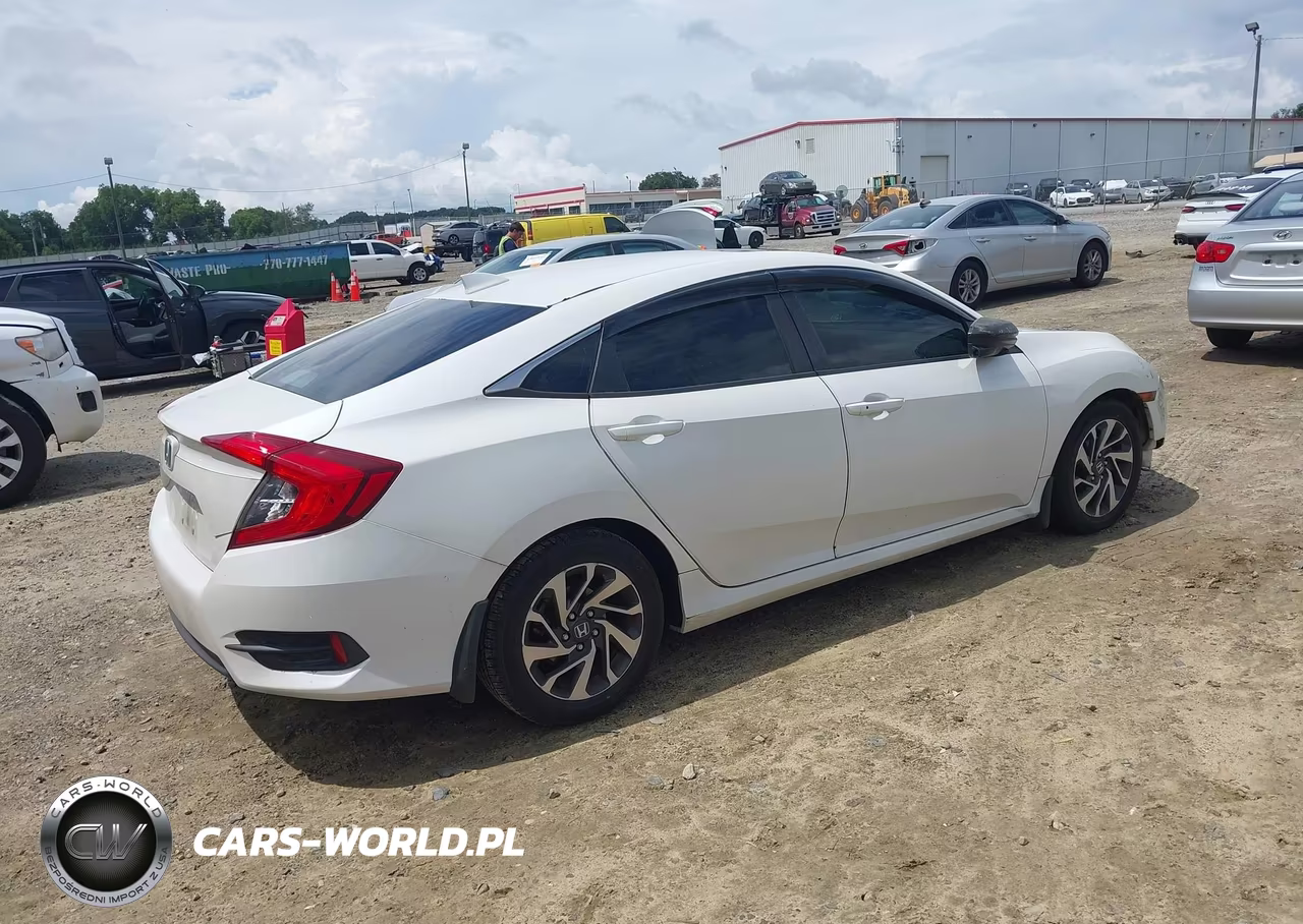 2017 Honda Civic Ex VIN:19XFC2F71HE213365 - 4