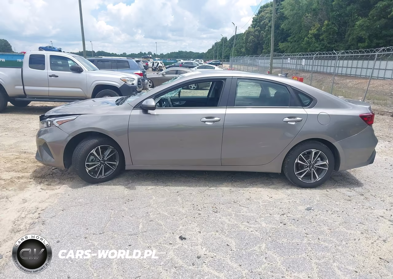 2023 Kia Forte Lx VIN:3KPF24AD8PE573484 - 14