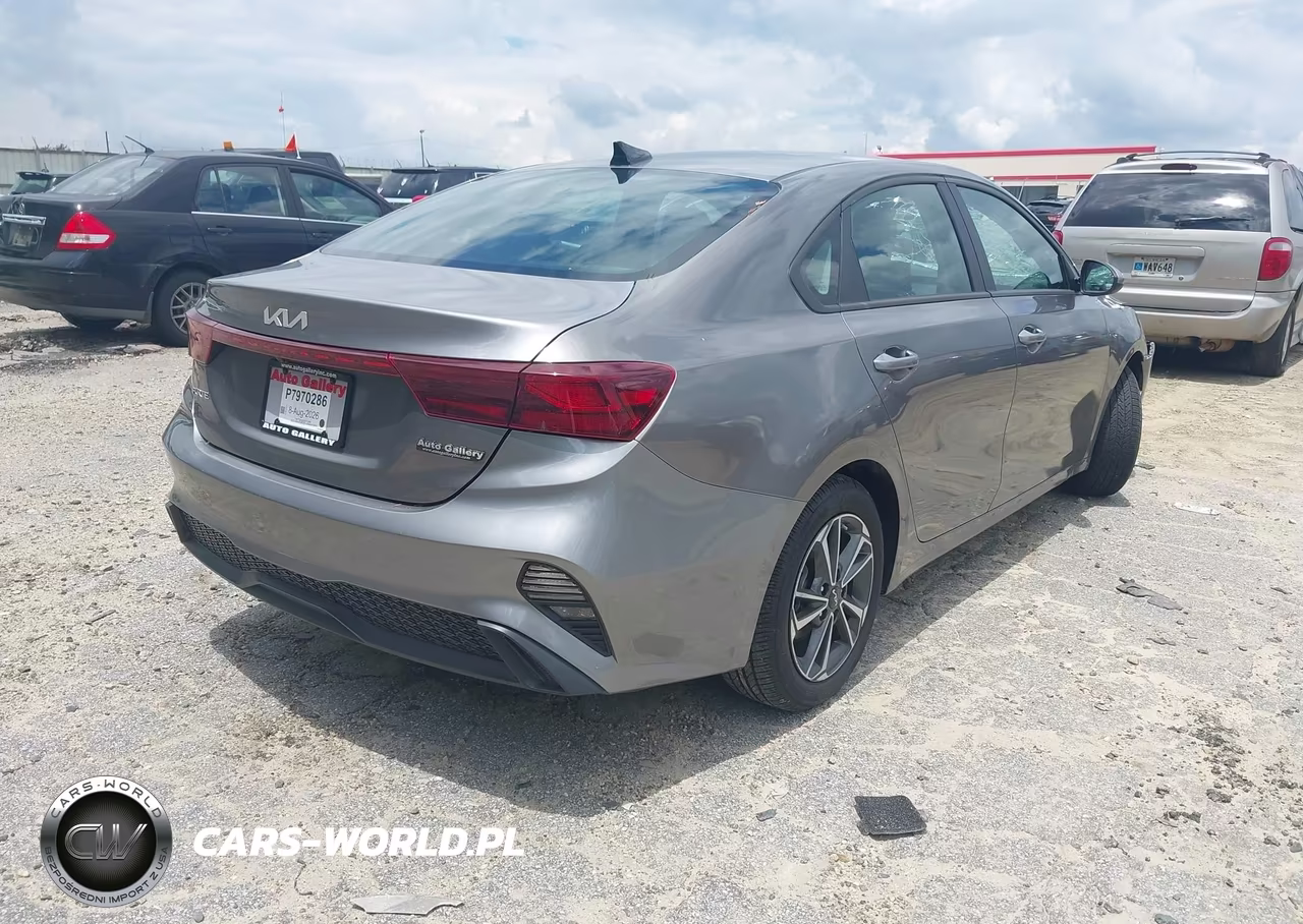 2023 Kia Forte Lx VIN:3KPF24AD8PE573484 - 4