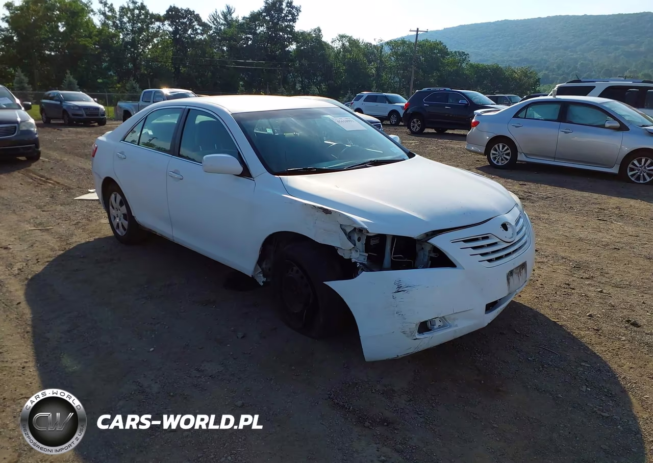 2009 Toyota Camry Le – zdjęcie 1 z 17