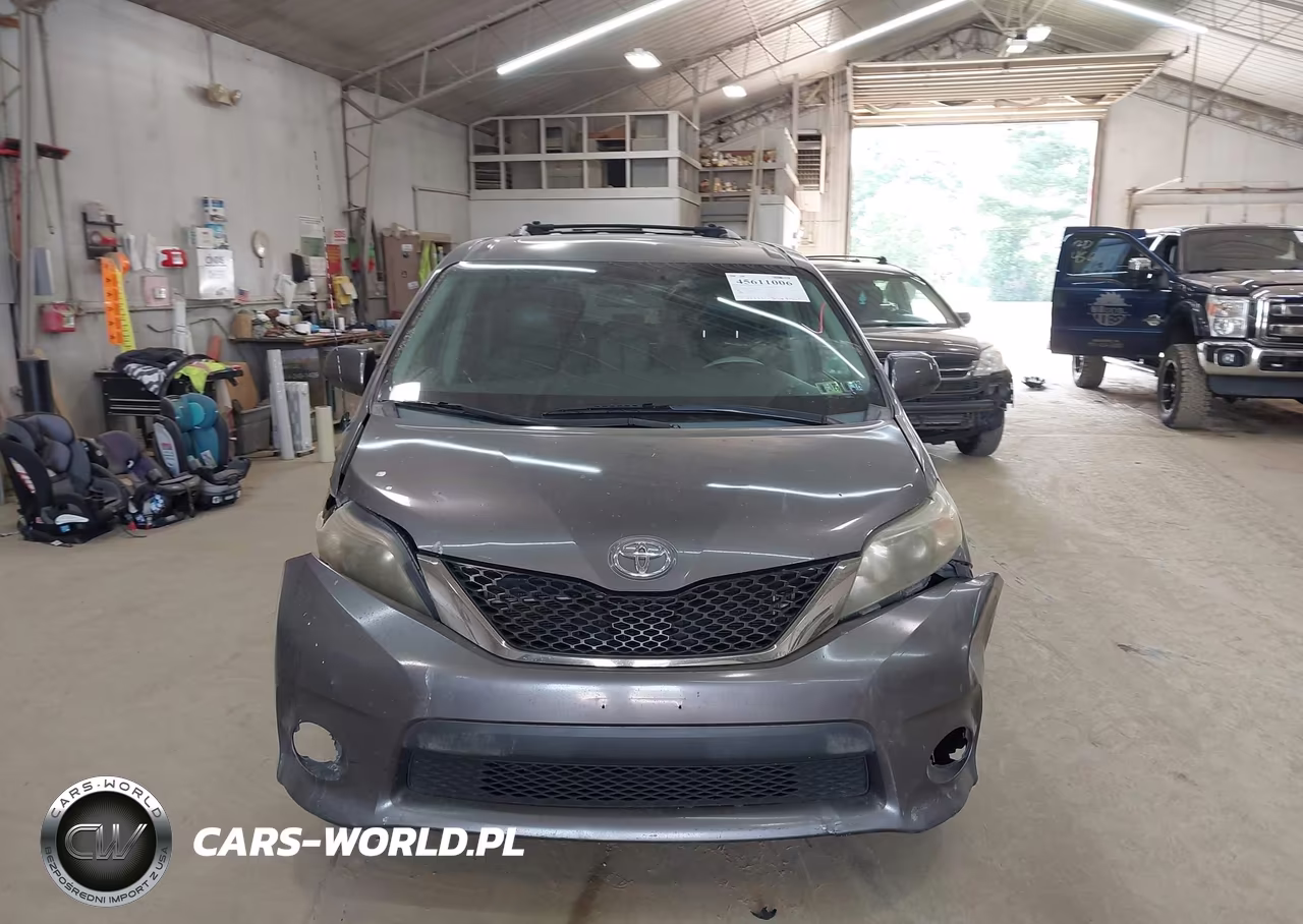 2011 Toyota Sienna Sport VIN:5TDXK3DC2BS042278 - 12