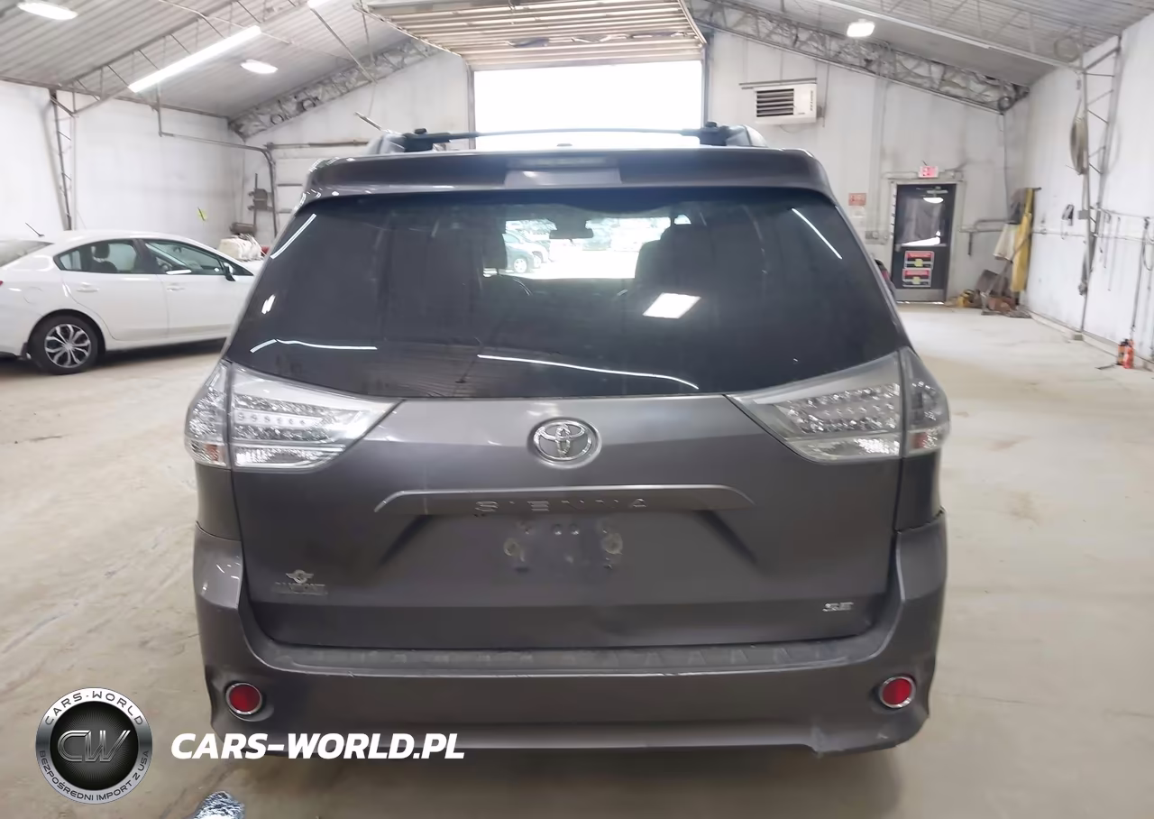 2011 Toyota Sienna Sport VIN:5TDXK3DC2BS042278 - 16