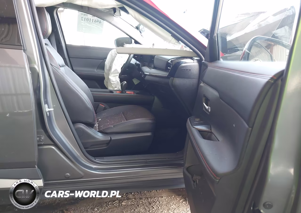 2025 Nissan Kicks Sr Fwd VIN:3N8AP6DA2SL348298 - 5