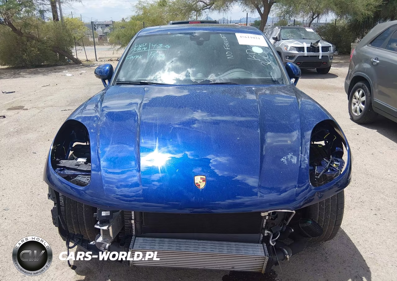 2025 Porsche Macan T VIN:WP1AA2A58SLB09488 - 12