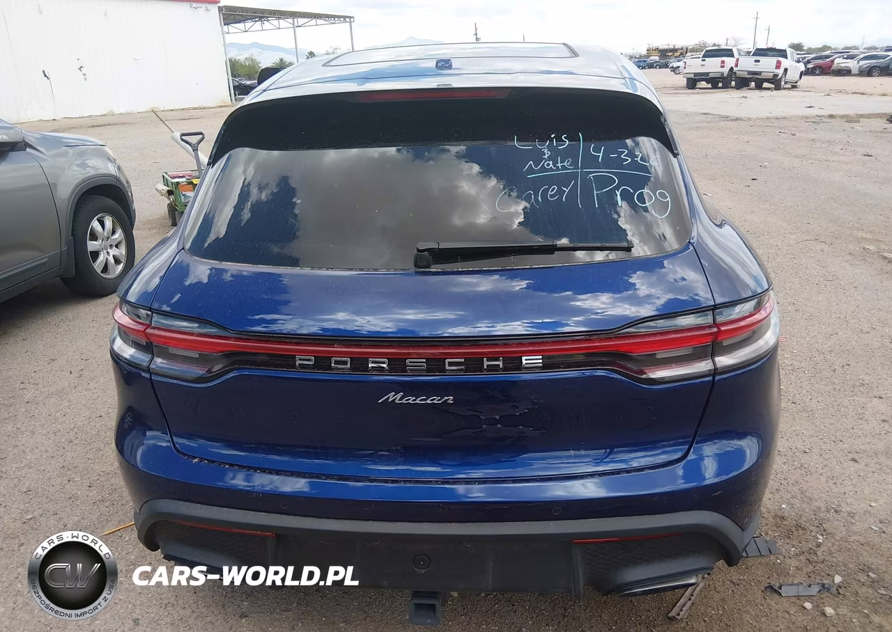 2025 Porsche Macan T VIN:WP1AA2A58SLB09488 - 16