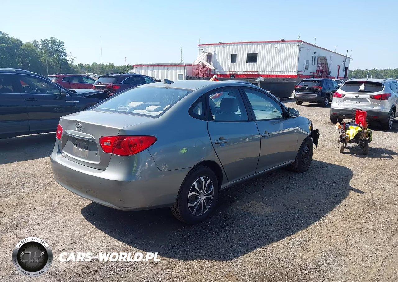 2010 Hyundai Elantra Gls VIN:KMHDU4ADXAU859990 - 4