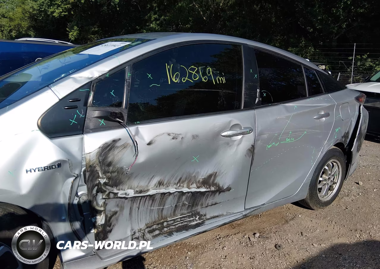 2017 Toyota Prius Two VIN:JTDKBRFU1H3039823 - 6