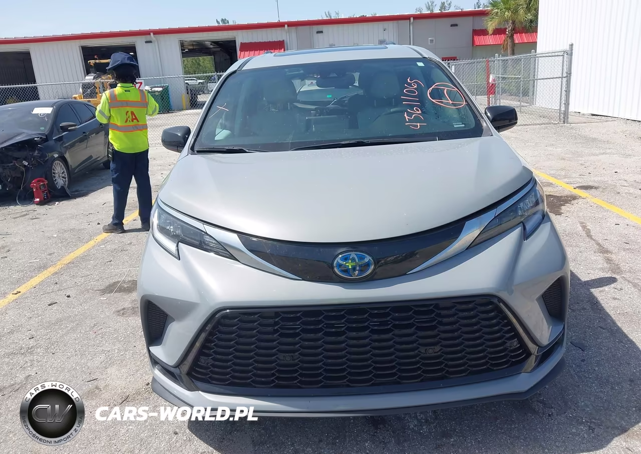 2024 Toyota Sienna Xse VIN:5TDDRKEC4RS203618 - 12