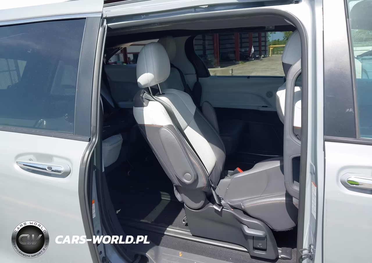 2024 Toyota Sienna Xse VIN:5TDDRKEC4RS203618 - 8
