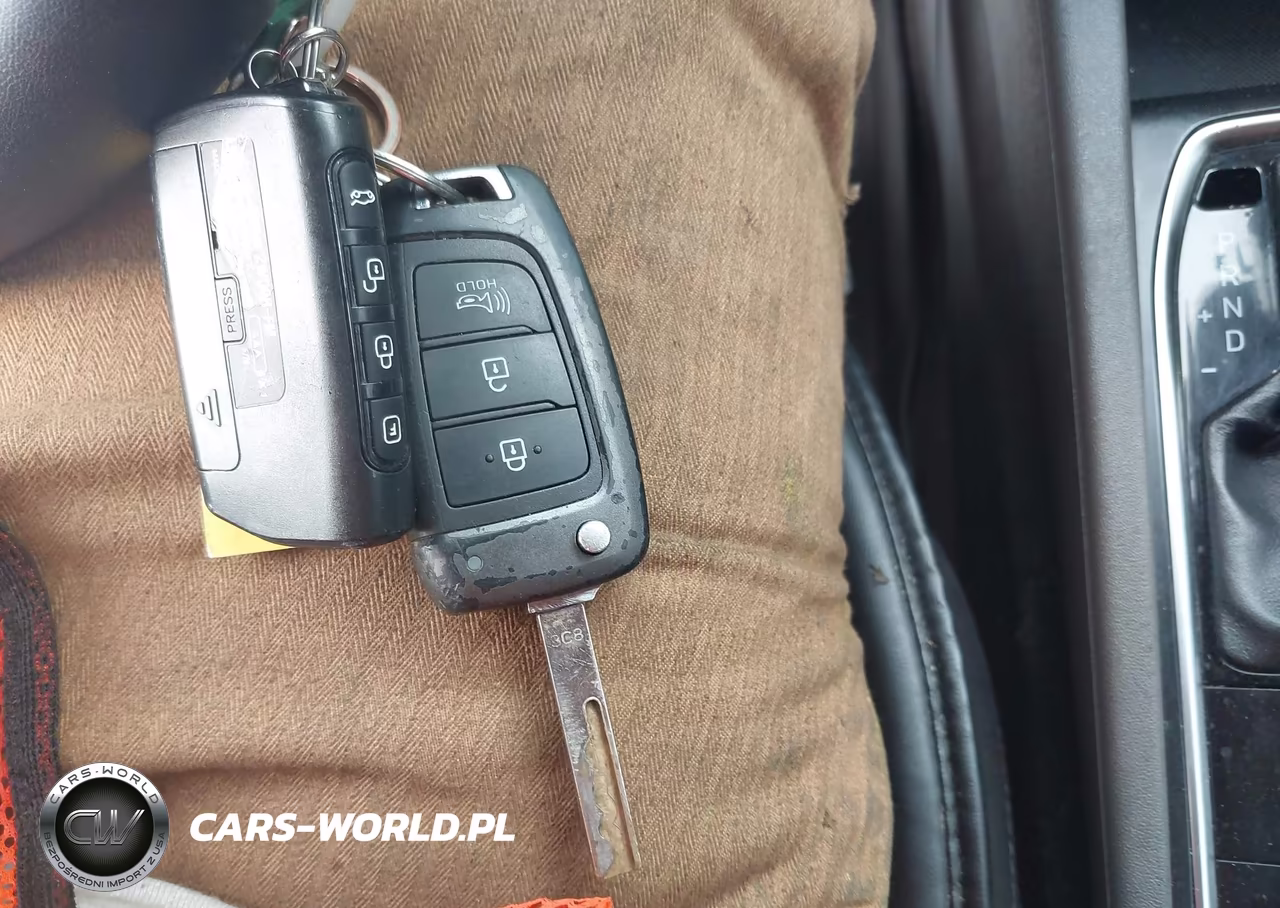 2019 Hyundai Santa Fe Se VIN:5NMS2CADXKH105914 - 11