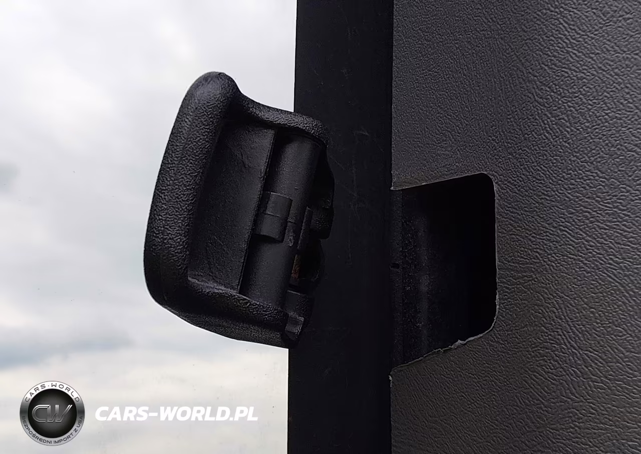 2020 Chevrolet Express Passenger Rwd 3500 Extended Wheelbase Ls VIN:1GAZGNFP1L1235759 - 6