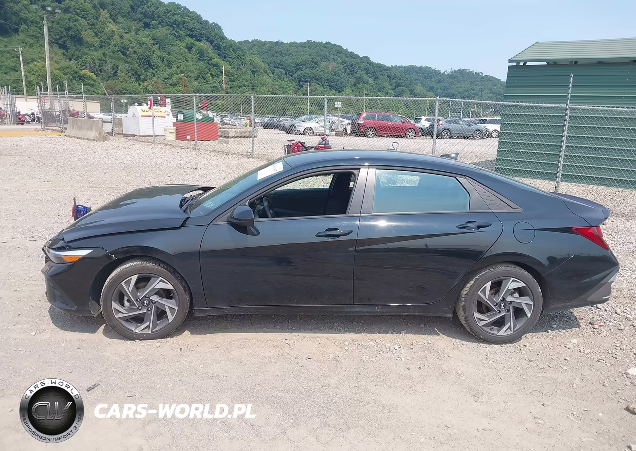 2025 Hyundai Elantra Sel Sport VIN:KMHLM4DG6SU053311 - 15