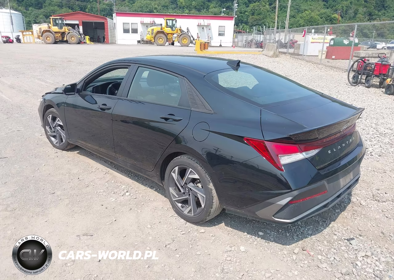 2025 Hyundai Elantra Sel Sport VIN:KMHLM4DG6SU053311 - 3