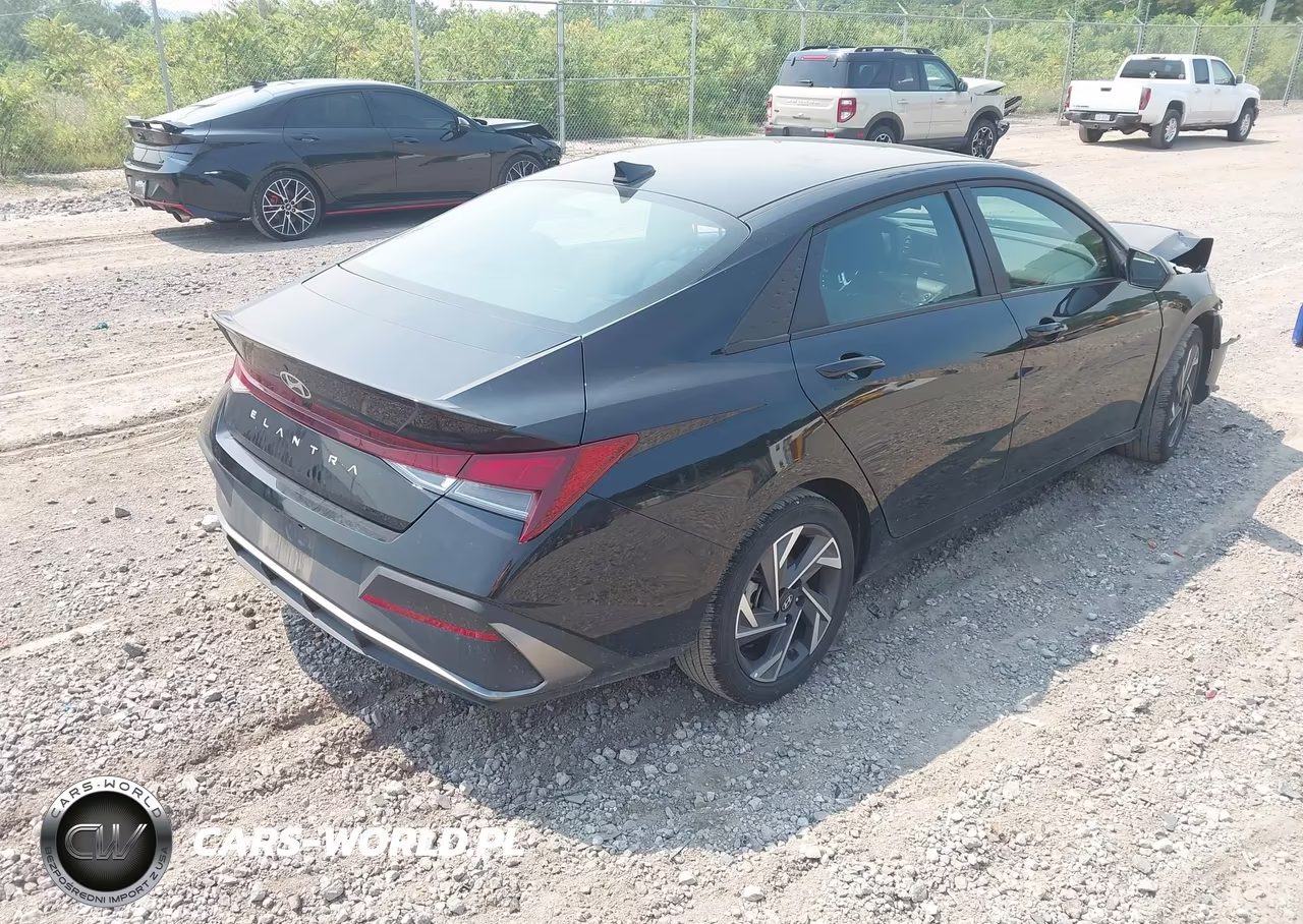 2025 Hyundai Elantra Sel Sport VIN:KMHLM4DG6SU053311 - 4