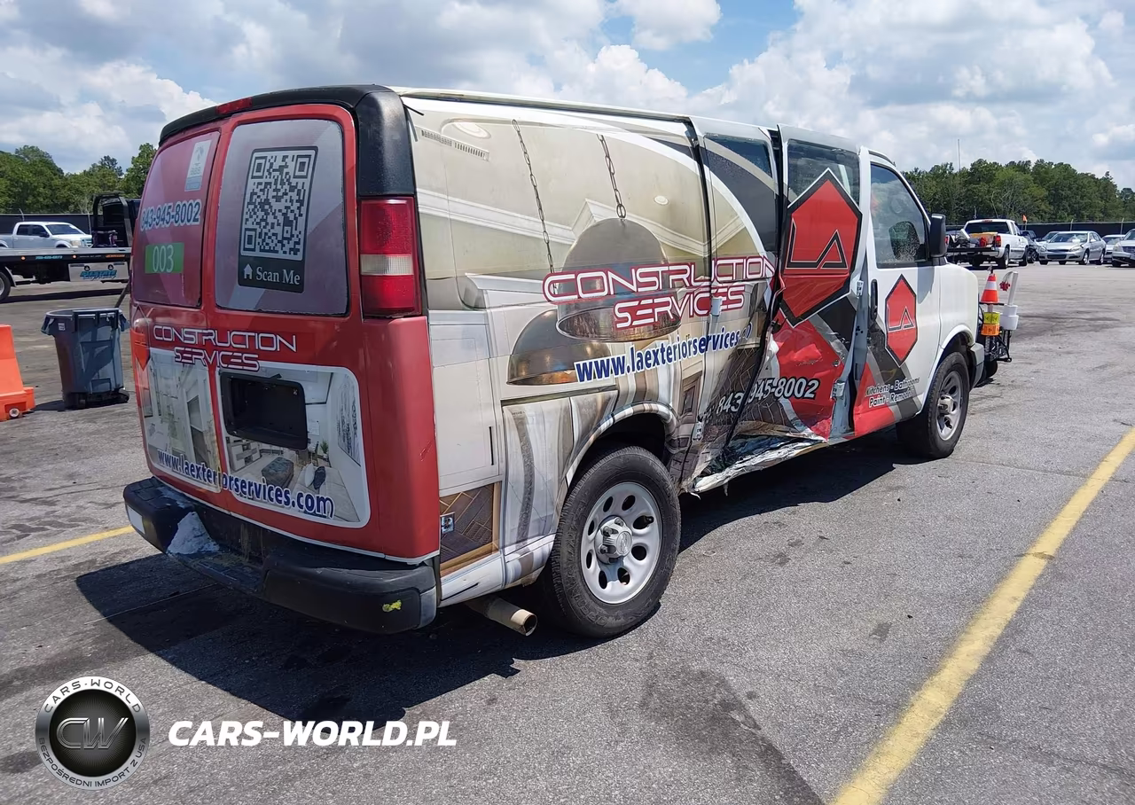 2009 Chevrolet Express Work Van VIN:1GCFG15X691130468 - 4
