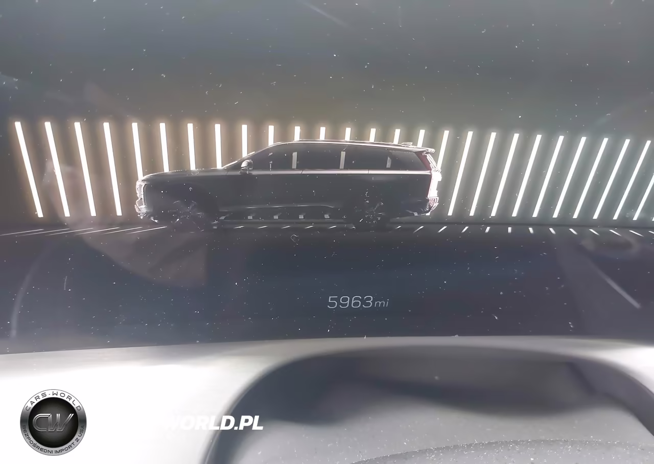 2026 Cadillac Vistiq Premium Luxury VIN:1GYC3MML7TZ710071 - 7